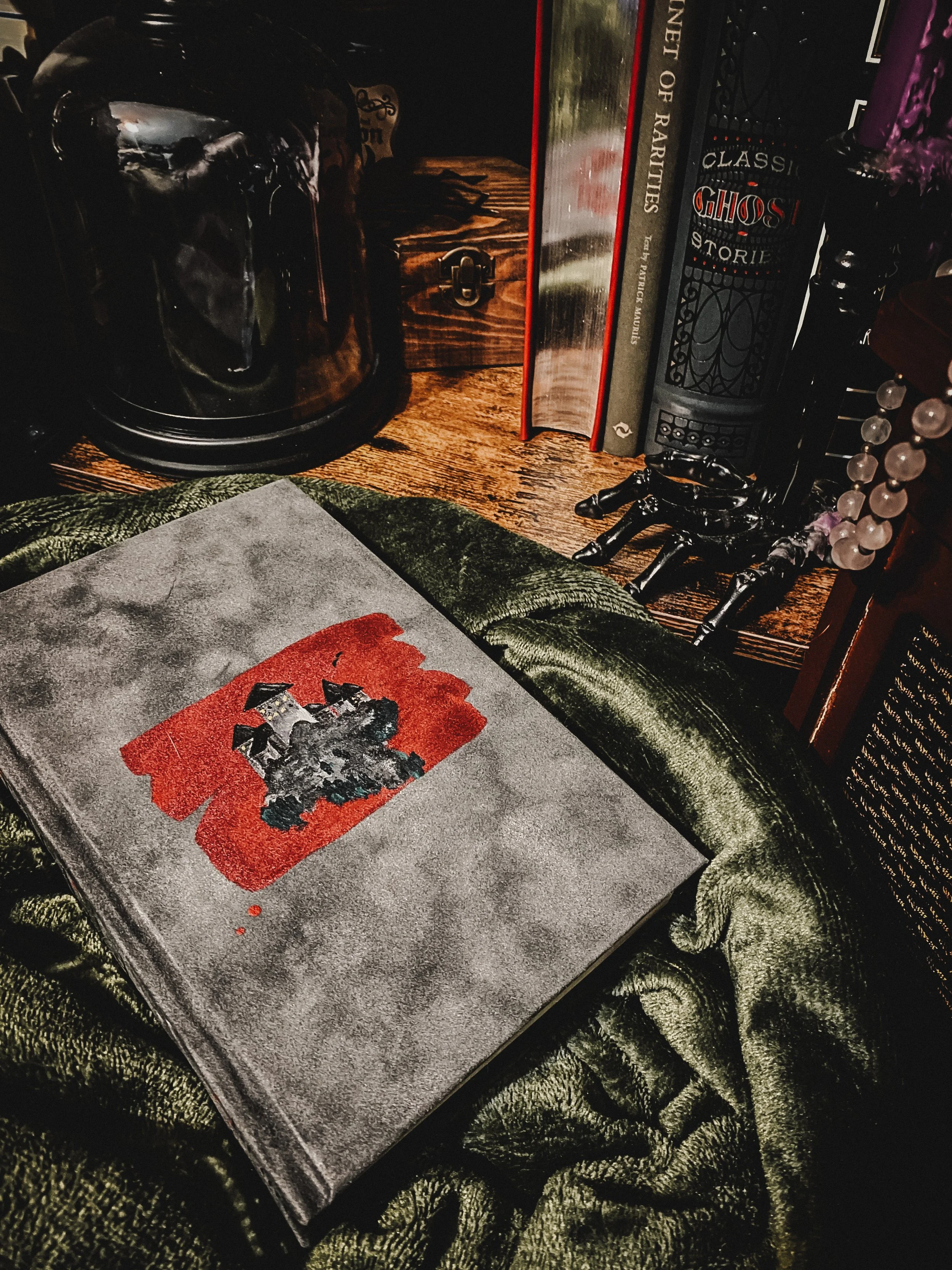 Frankenstein: Handbound Cloth 80s Horror Edition with Neon Pink